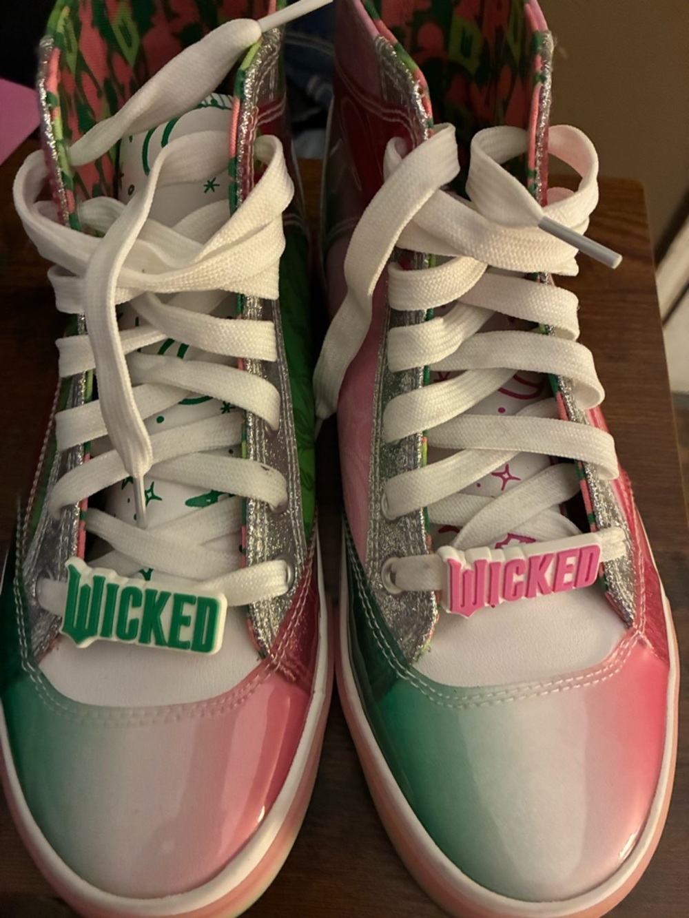 Wicked High-Top Gradient Pink & Green Women's Sneakers size 8